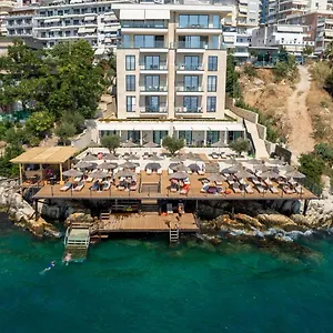 Daed Luxury , Sarandë Albanië